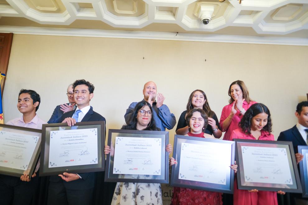 Award recipients standing in a line posing for photo